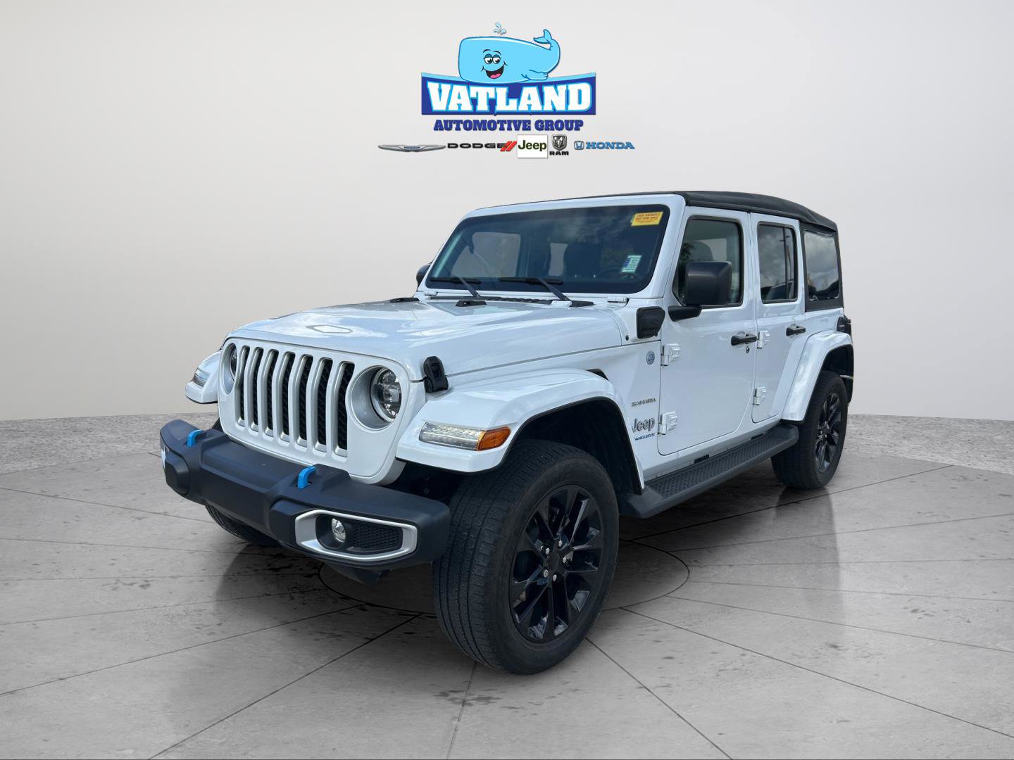 Used 2023 Jeep Wrangler Sahara 4xe w/ Cold Weather Group image 20