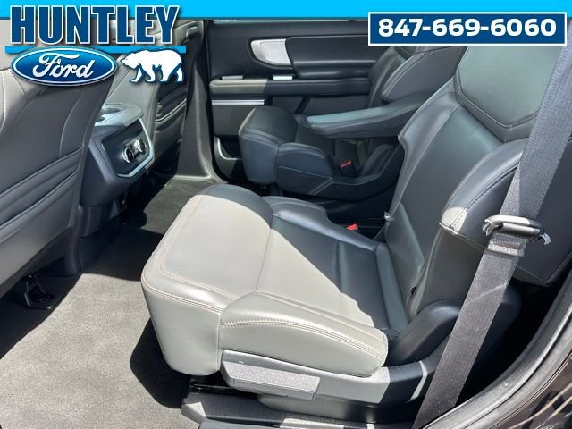 Used 2025 Ford Expedition Active AWD/4WD image 18
