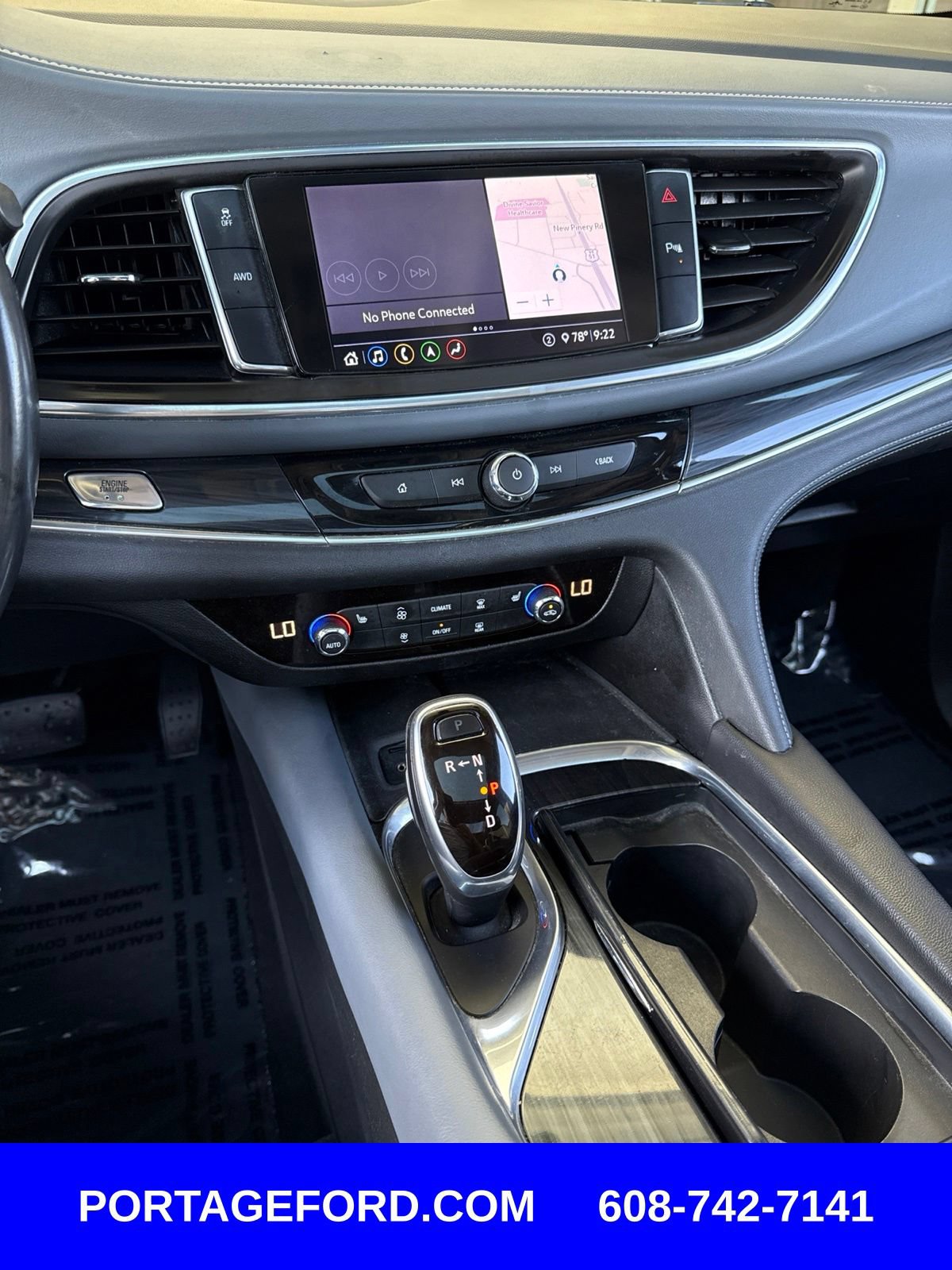 Used 2020 Buick Enclave Essence w/ Sound and Sites Package AWD/4WD image 14