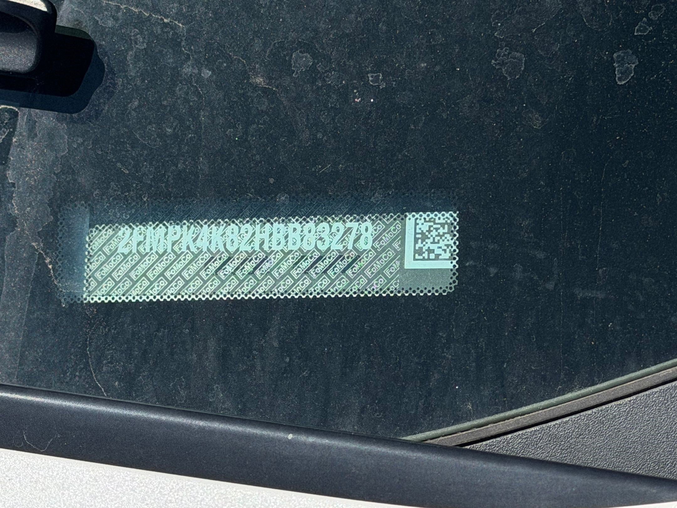 Used 2017 Ford Edge Titanium w/ Equipment Group 301A AWD/4WD image 10