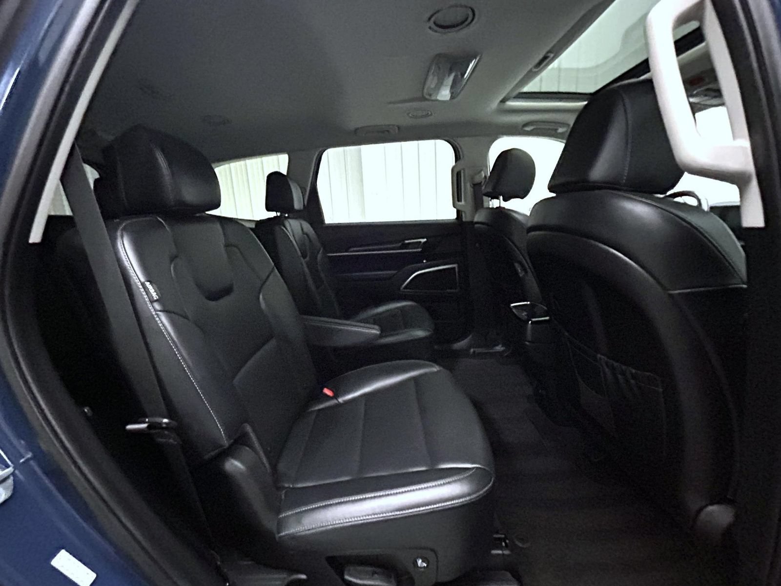 Used 2025 Kia Telluride S AWD/4WD image 18