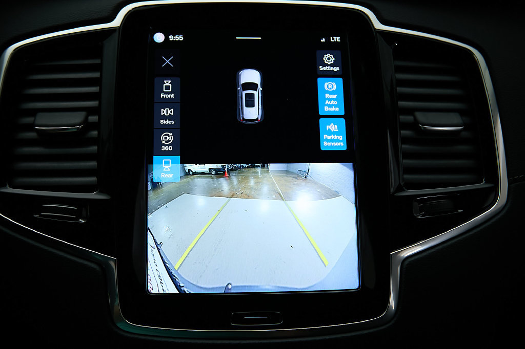 Certified 2023 Volvo XC90 T8 Ultimate w/ Protection Package AWD/4WD image 35