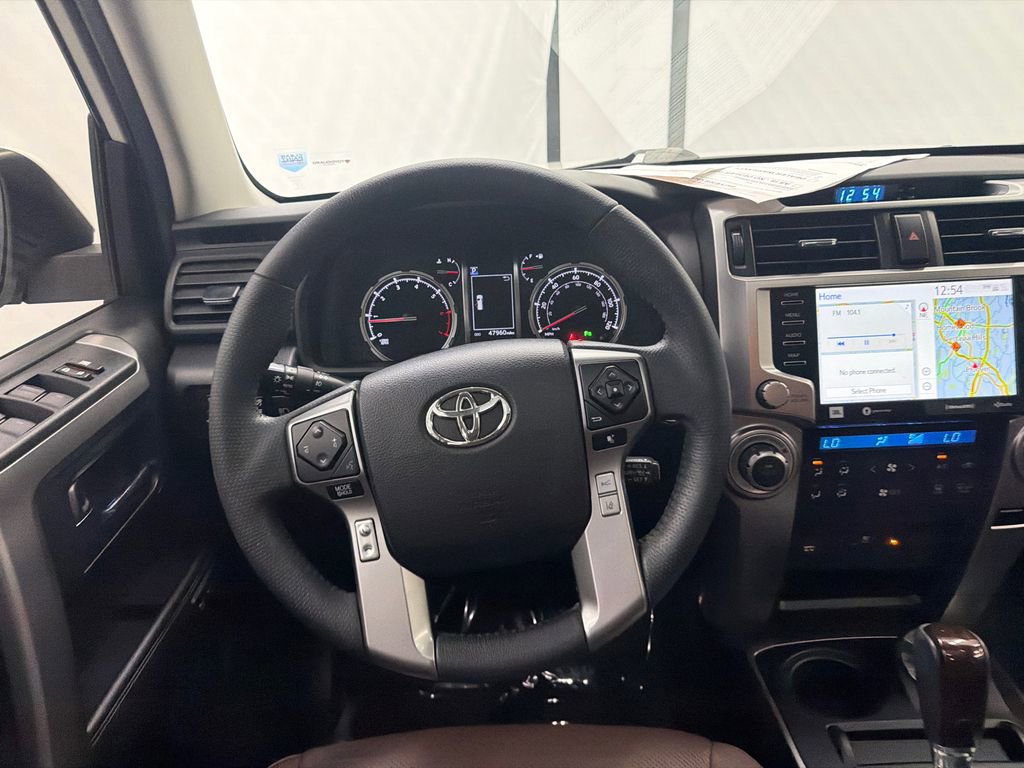Used 2021 Toyota 4Runner Limited AWD/4WD image 26