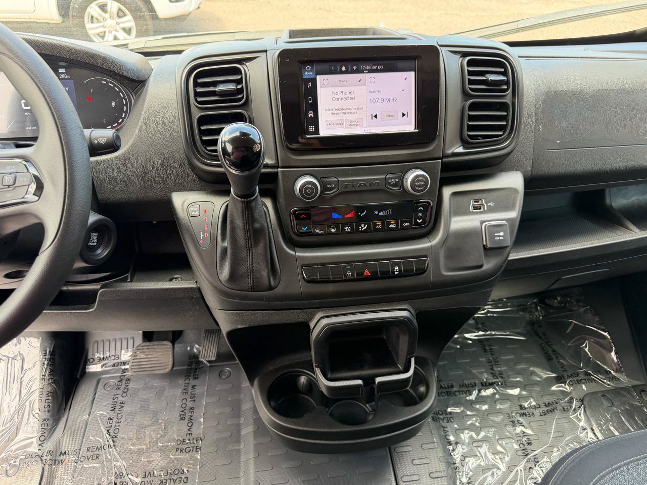 Used 2025 RAM ProMaster 2500 w/ U-Haul Equipment Group FWD image 20