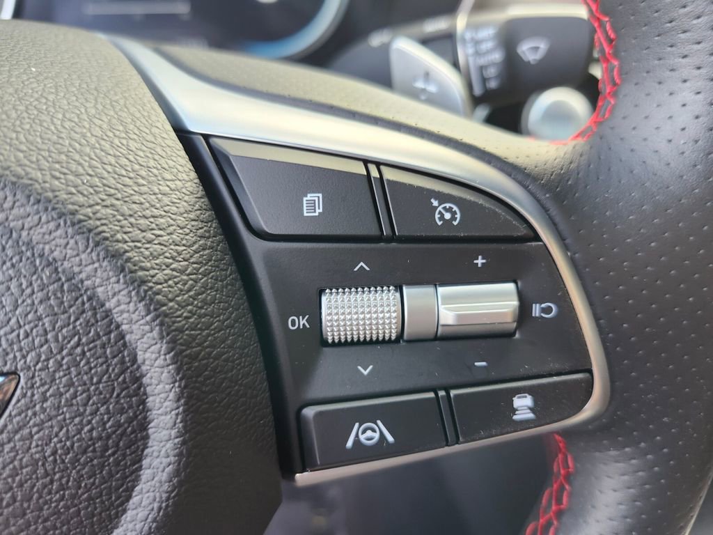 Used 2023 Genesis G70 3.3T w/ Sport Prestige Package image 24