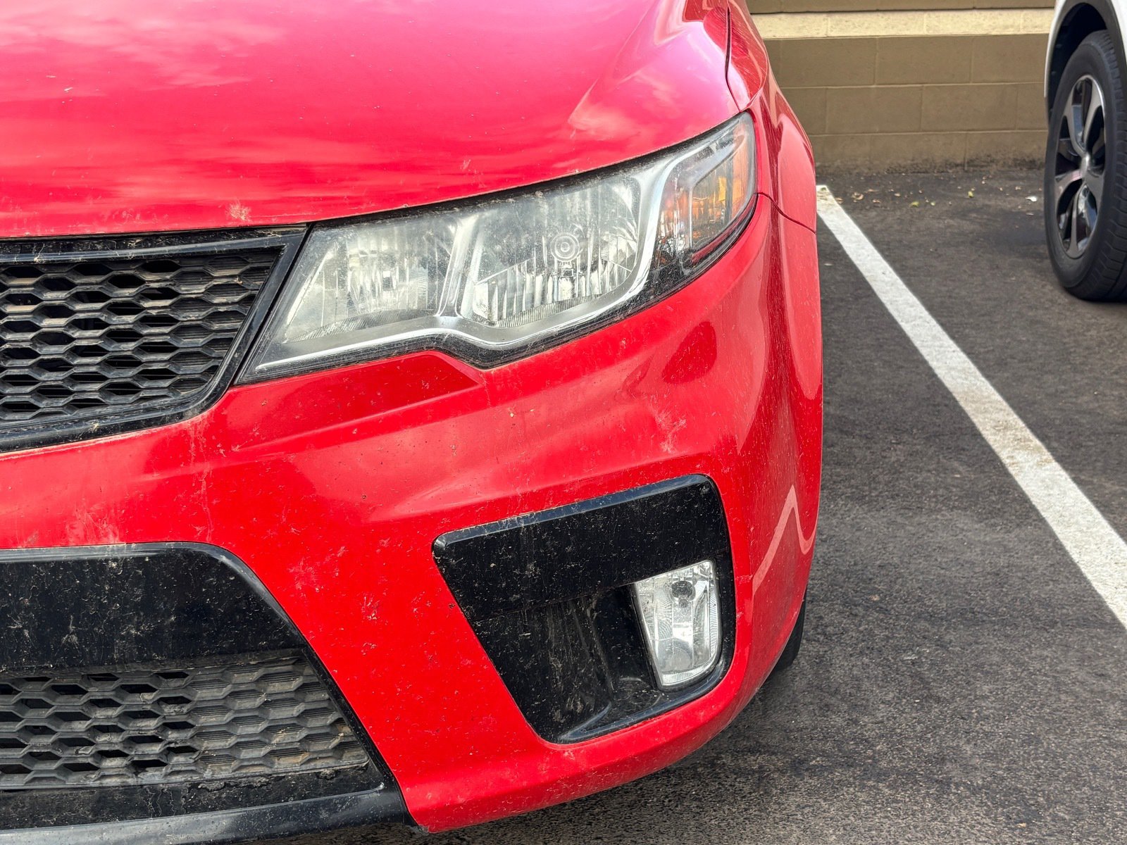 Used 2011 Kia Forte Koup SX w/ Leather Pkg FWD image 8