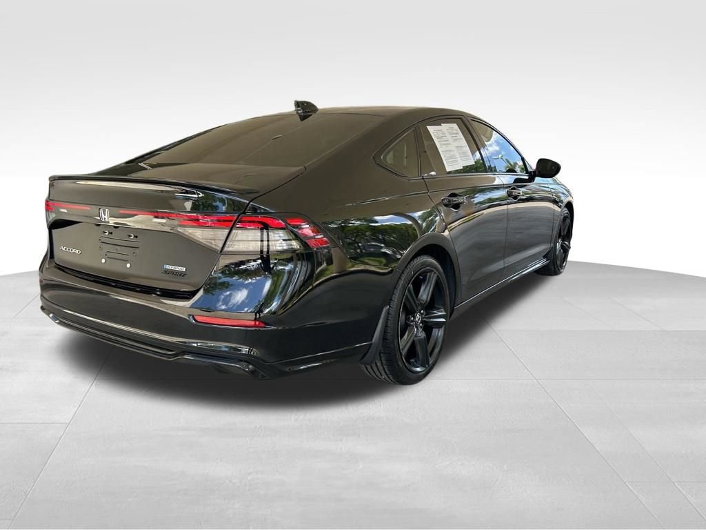 Used 2024 Honda Accord Sport image 3