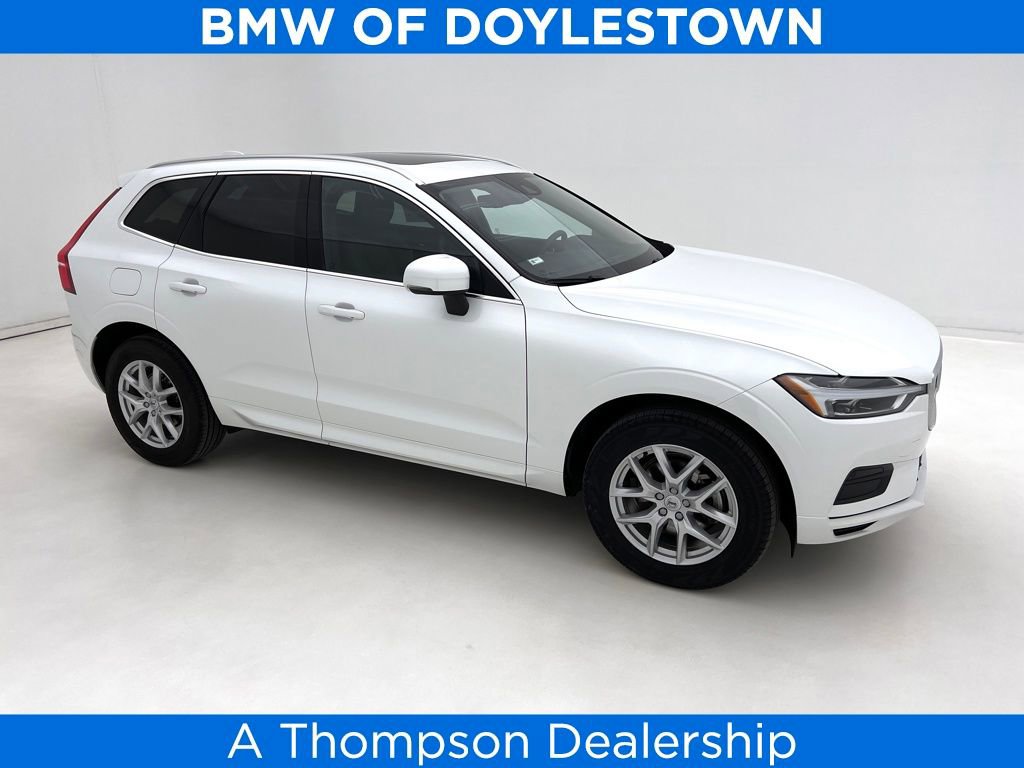 Used 2020 Volvo XC60 T5 Momentum image 1