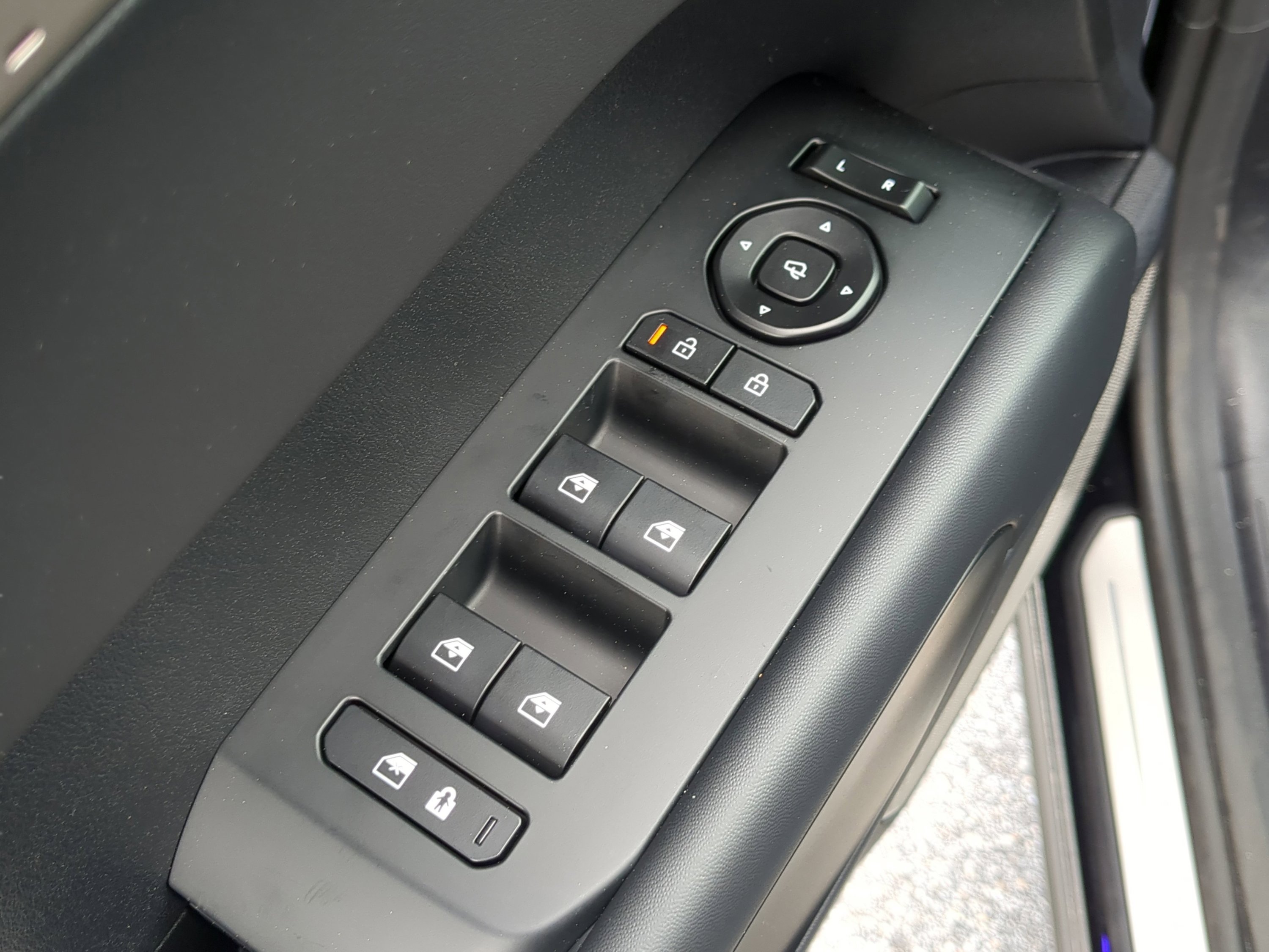 New 2027 Kia Telluride X-Line SX Prestige image 28