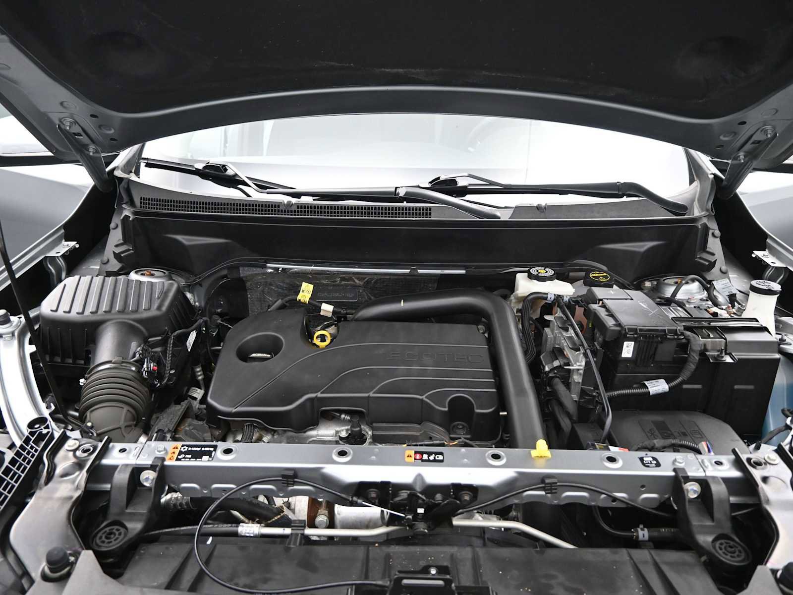 Used 2024 GMC Terrain SLE image 20