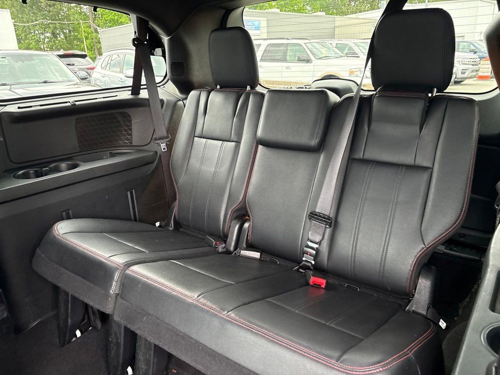 Used 2014 Dodge Grand Caravan R/T w/ Safety Sphere Group FWD image 26