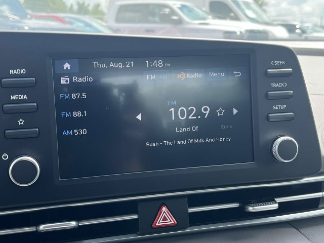 Used 2025 Hyundai Elantra Sport FWD image 20