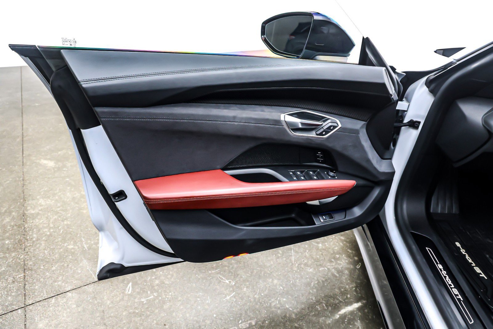 Used 2024 Audi RS e-tron GT image 22