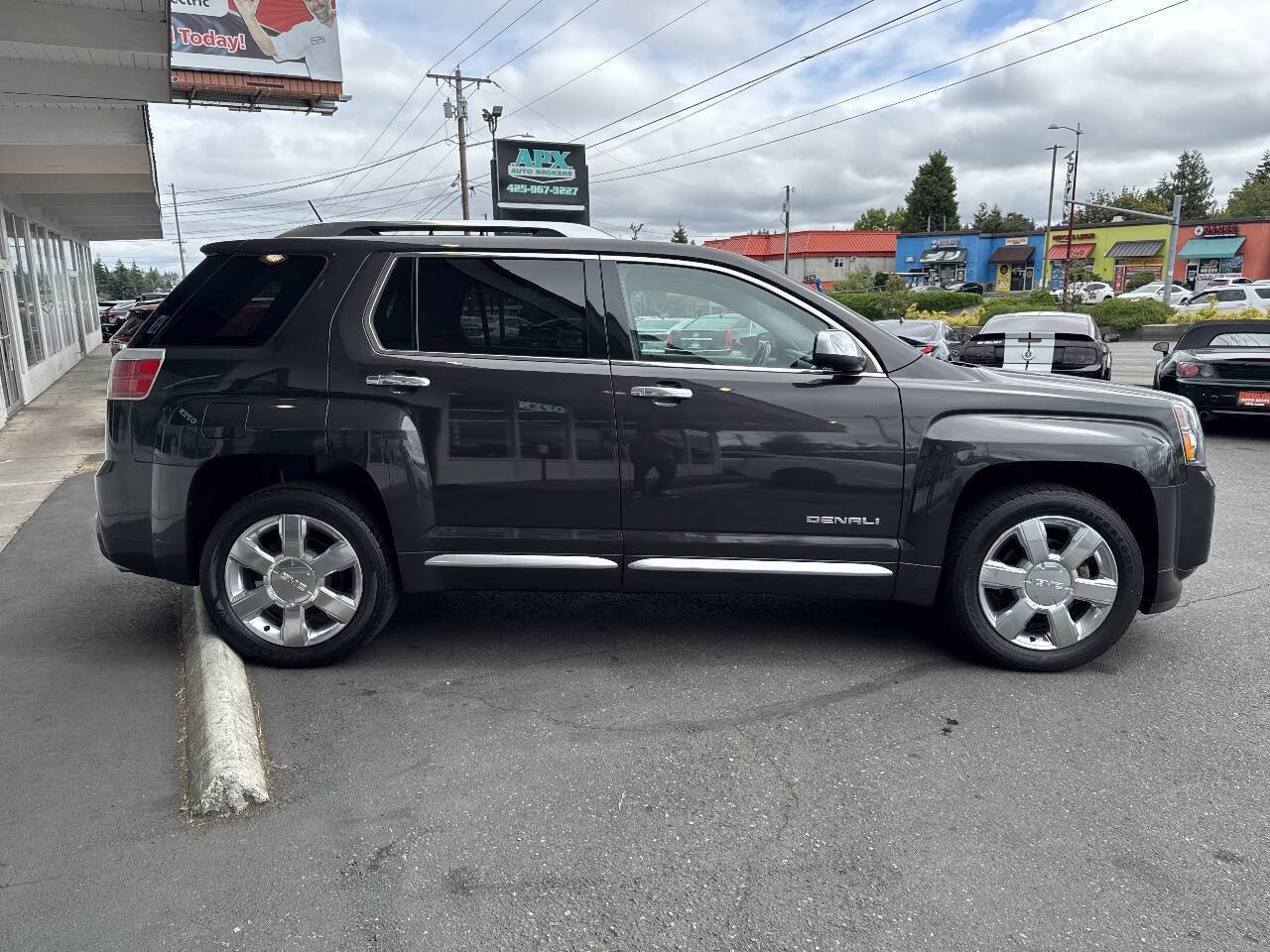 Used 2013 GMC Terrain Denali AWD/4WD image 9