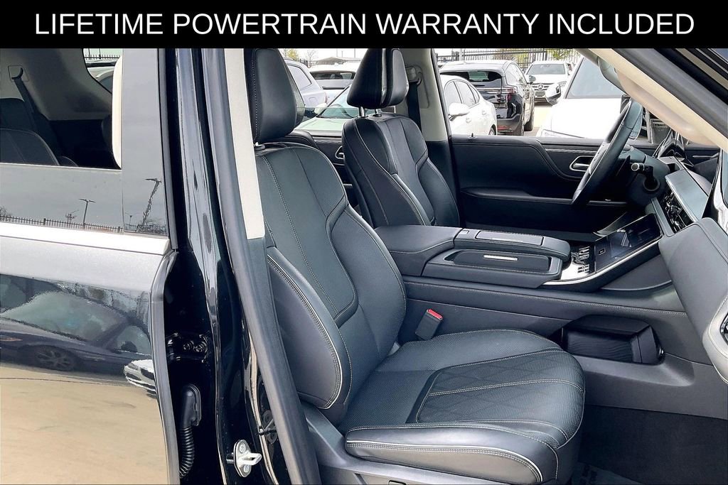 Certified 2025 INFINITI QX80 Sensory image 10