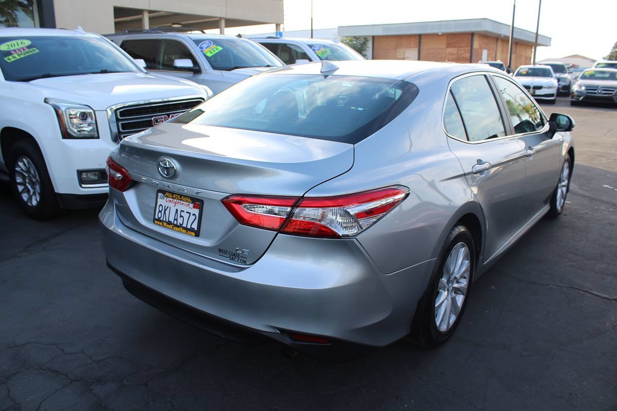 Used 2019 Toyota Camry LE w/ Carpet Mat Package FWD image 7