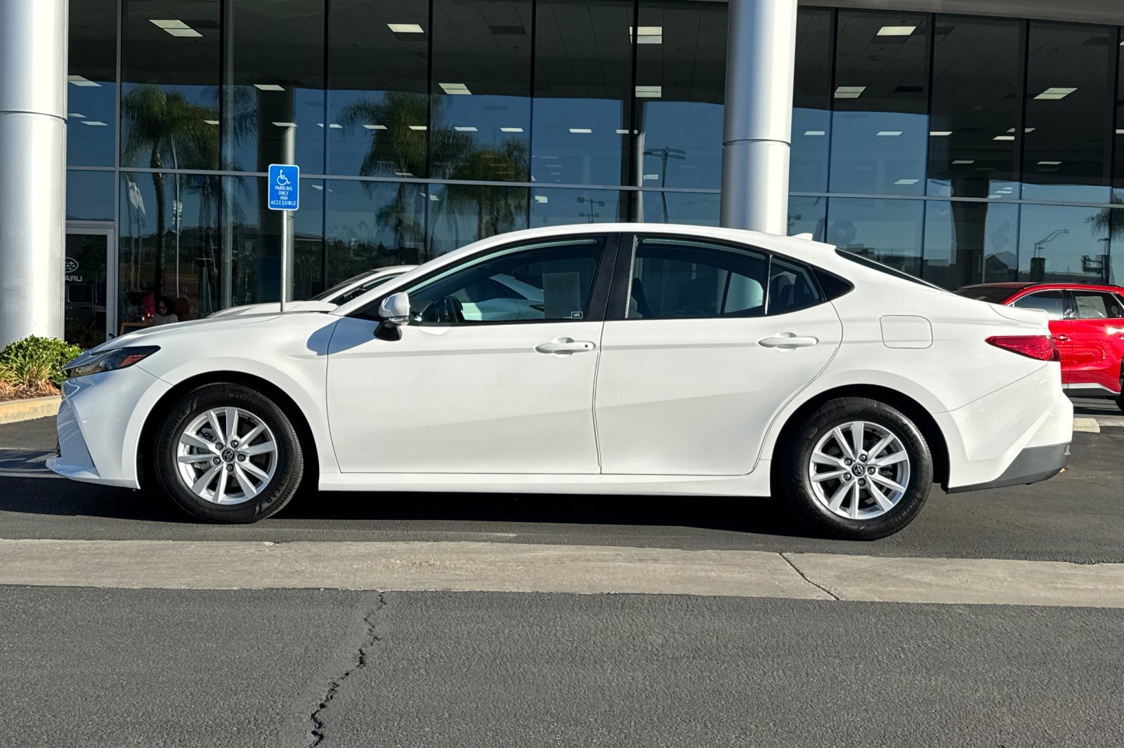Used 2025 Toyota Camry LE w/ Convenience Package FWD image 7