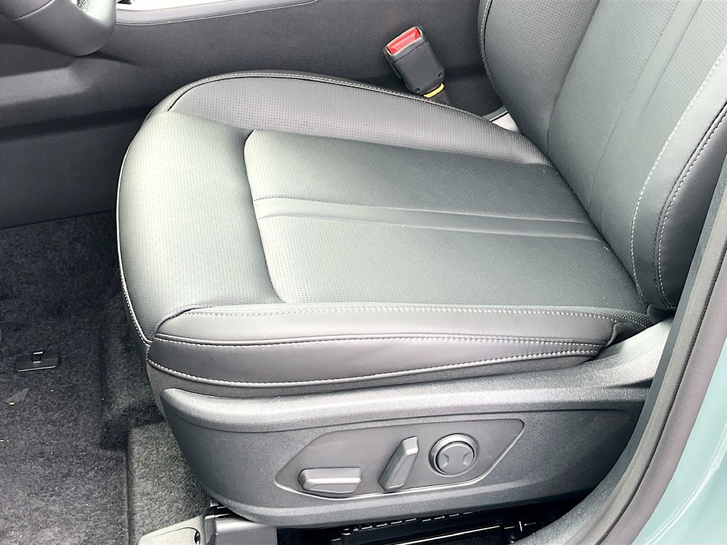 New 2026 Kia Sorento EX w/ EX Premium Package FWD image 13