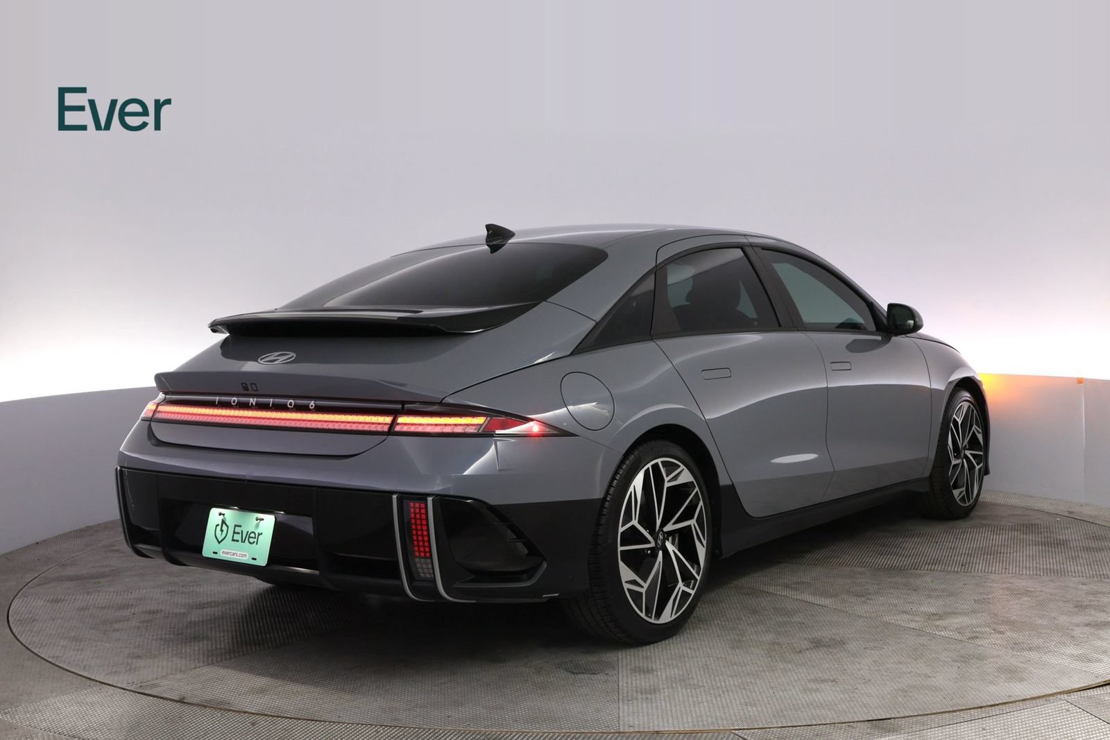 Used 2023 Hyundai Ioniq 6 SEL w/ Cargo Package RWD image 3