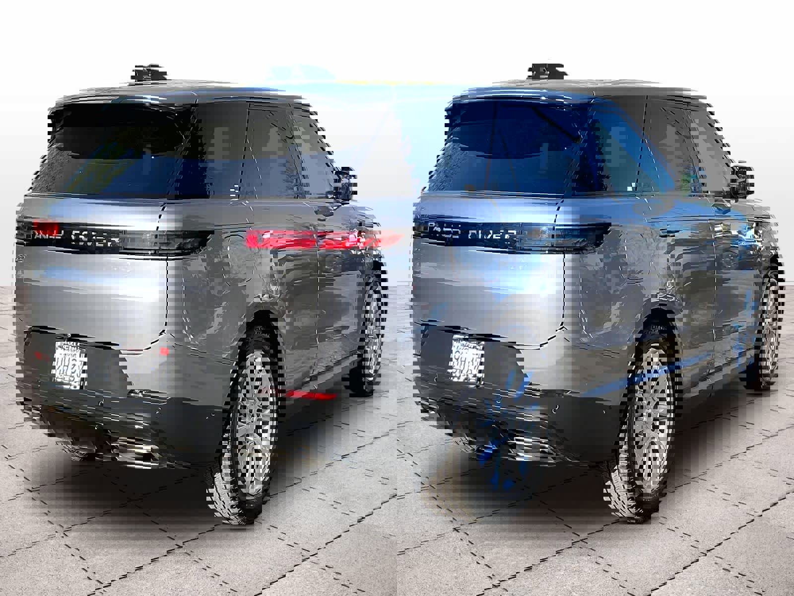 Used 2025 Land Rover Range Rover Sport S image 15