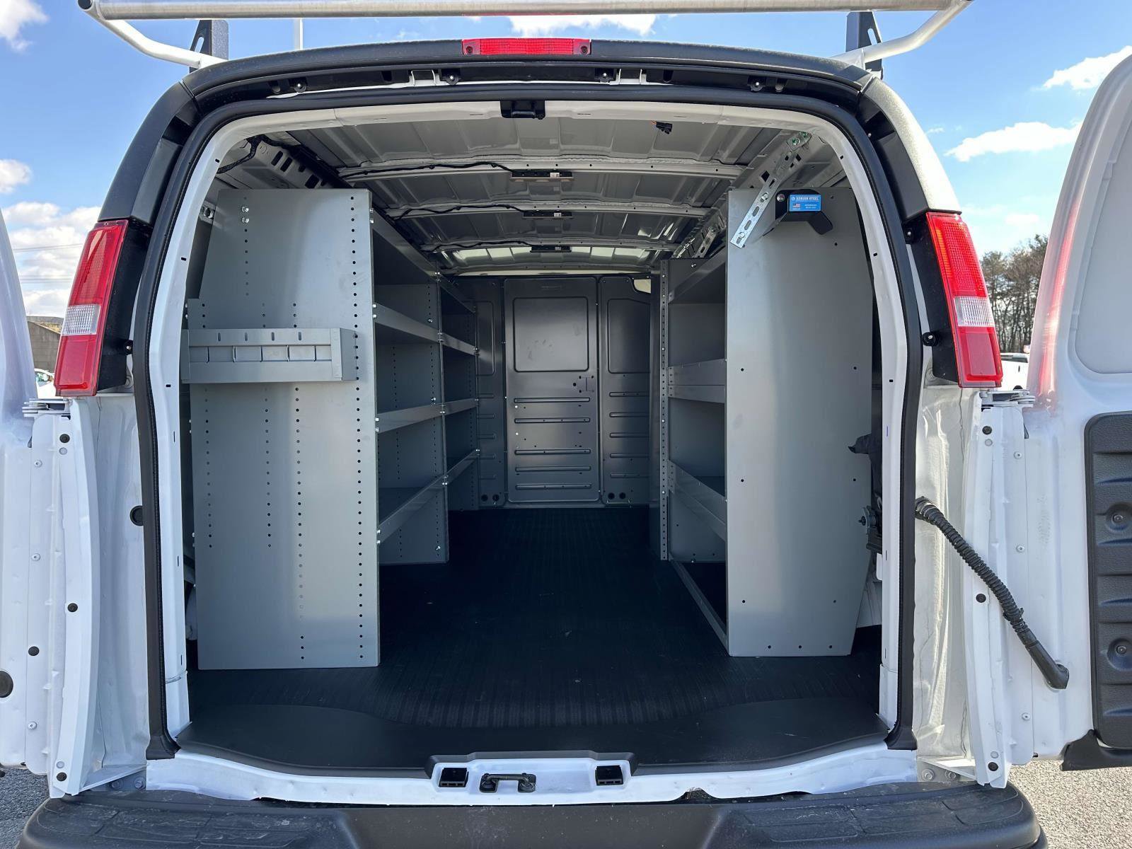 New 2025 Chevrolet Express 3500 w/ Driver Convenience Package image 11