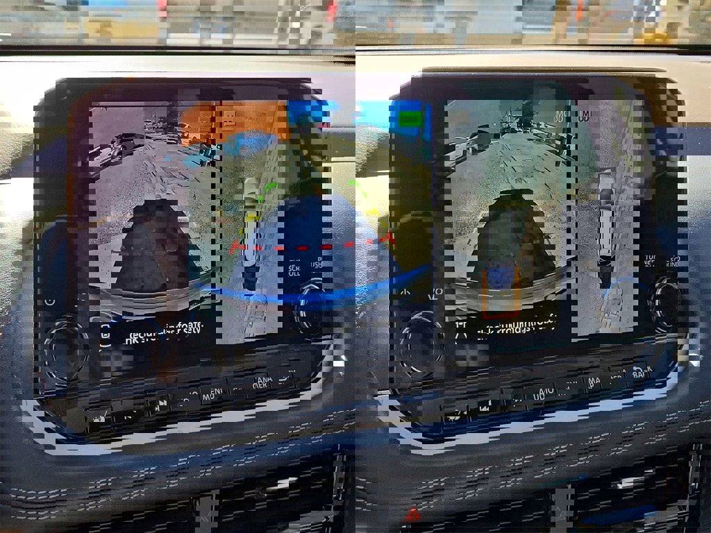 Used 2023 Nissan Rogue Platinum w/ Platinum Premium Package image 18