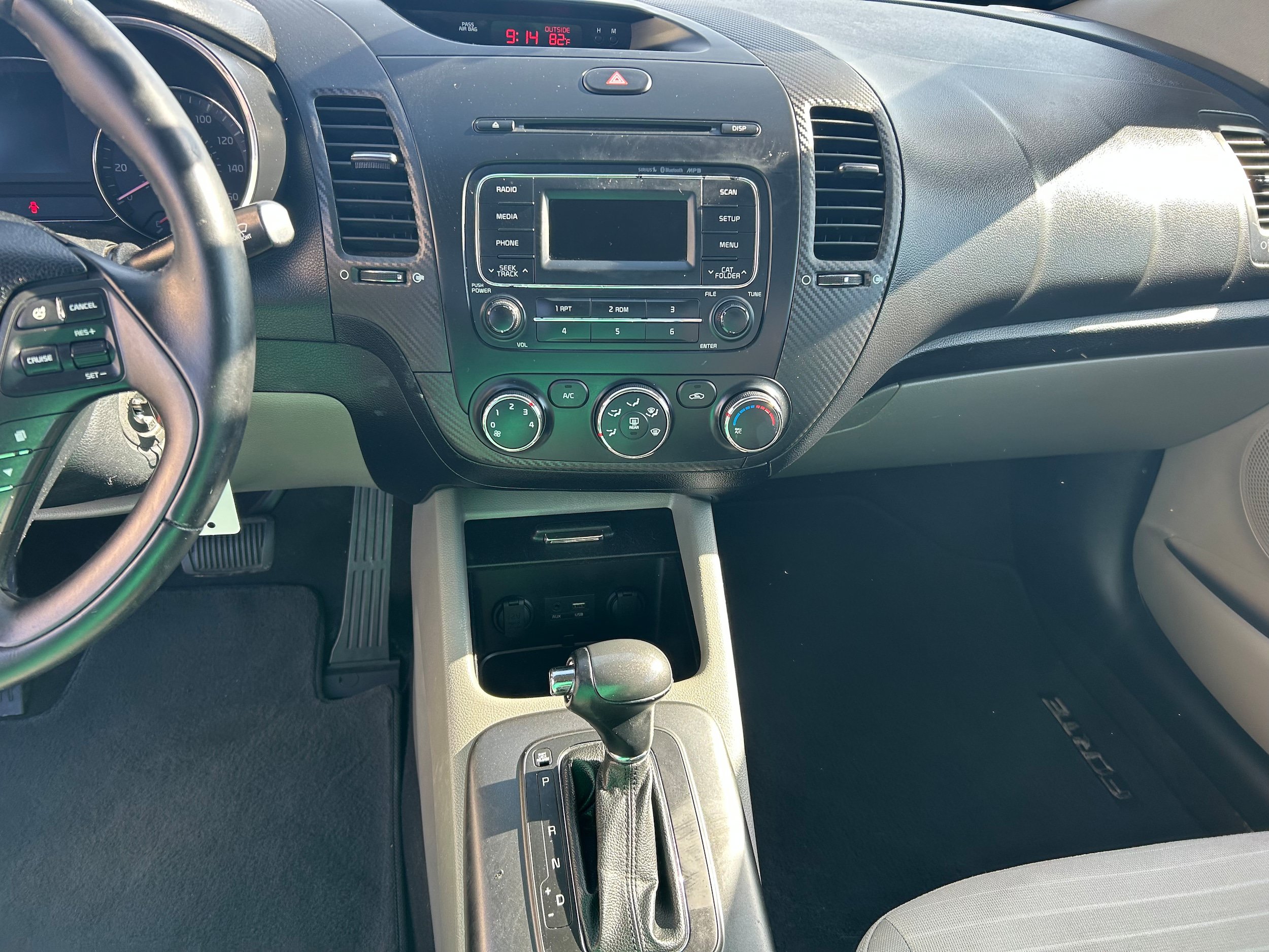 Used 2015 Kia Forte Koup EX FWD image 8