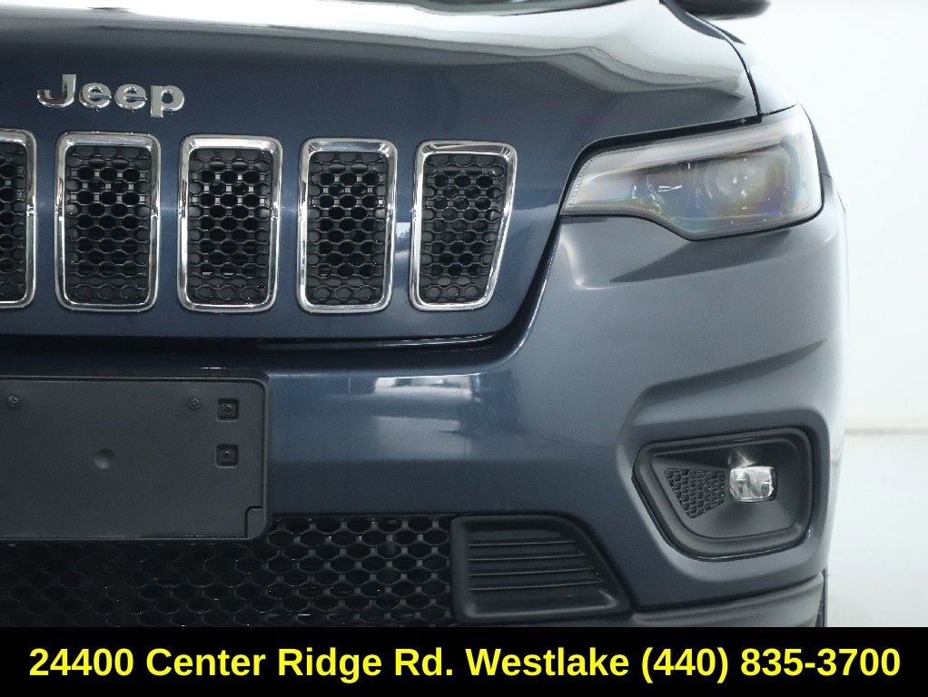 Used 2019 Jeep Cherokee Latitude Plus w/ Cold Weather Group AWD/4WD image 8