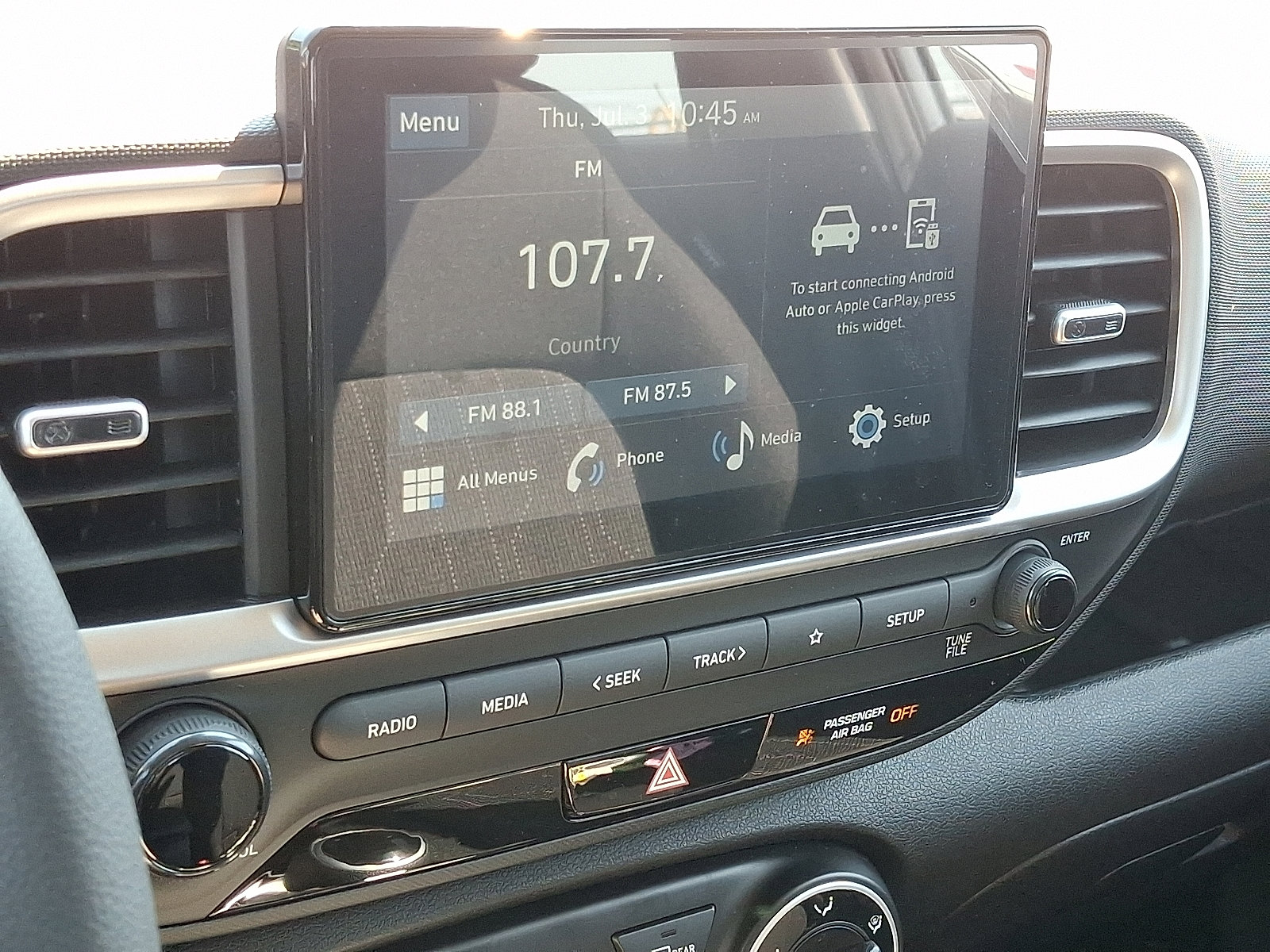 New 2025 Hyundai Venue SE image 16