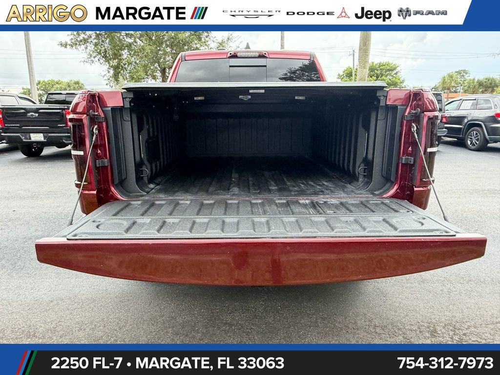 Used 2025 RAM 1500 Tungsten AWD/4WD image 17
