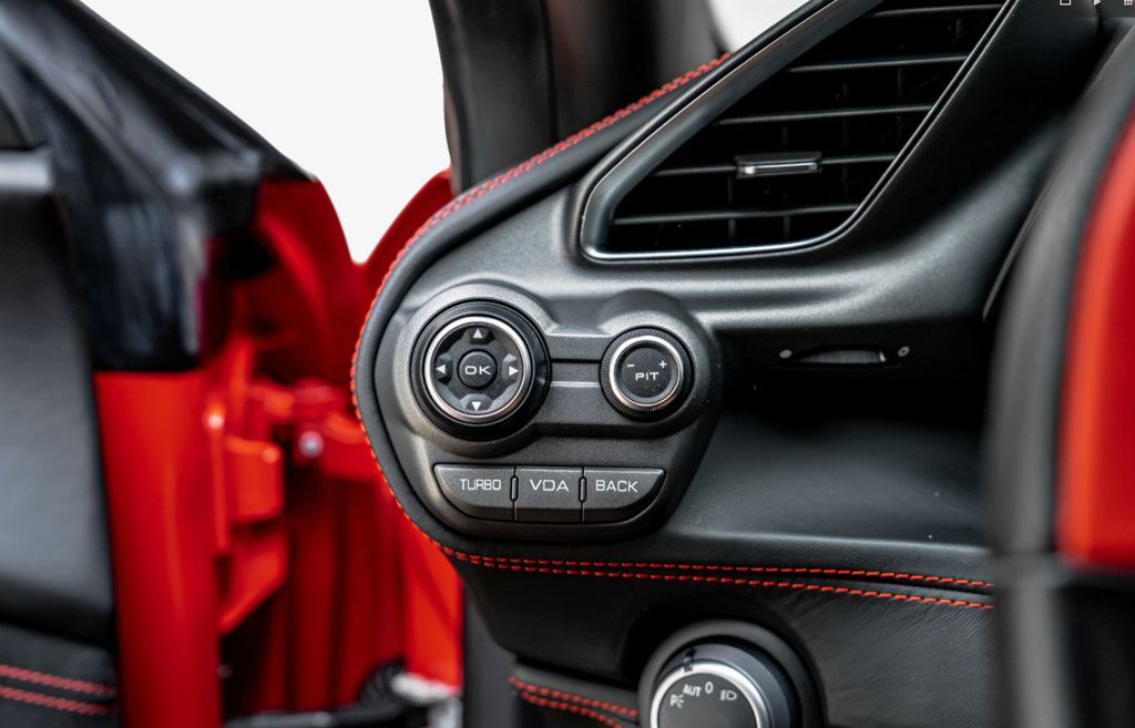 Used 2018 Ferrari 488 GTB RWD image 37