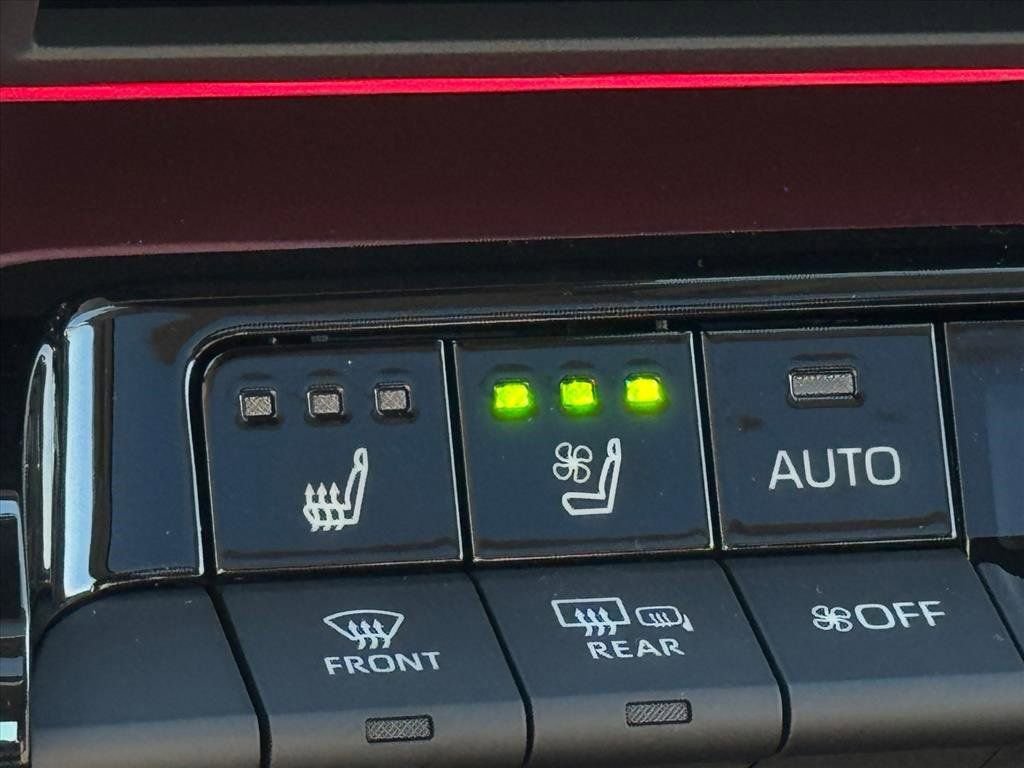 New 2026 Toyota Prius Plug-In Hybrid image 11