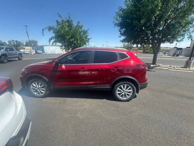 Used 2022 Nissan Rogue Sport SV FWD image 7