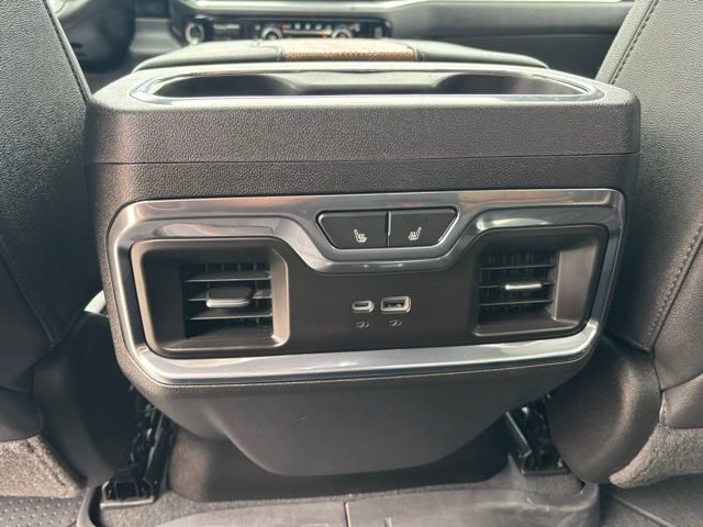 Used 2024 Chevrolet Silverado 1500 High Country w/ High Country Premium Package image 28