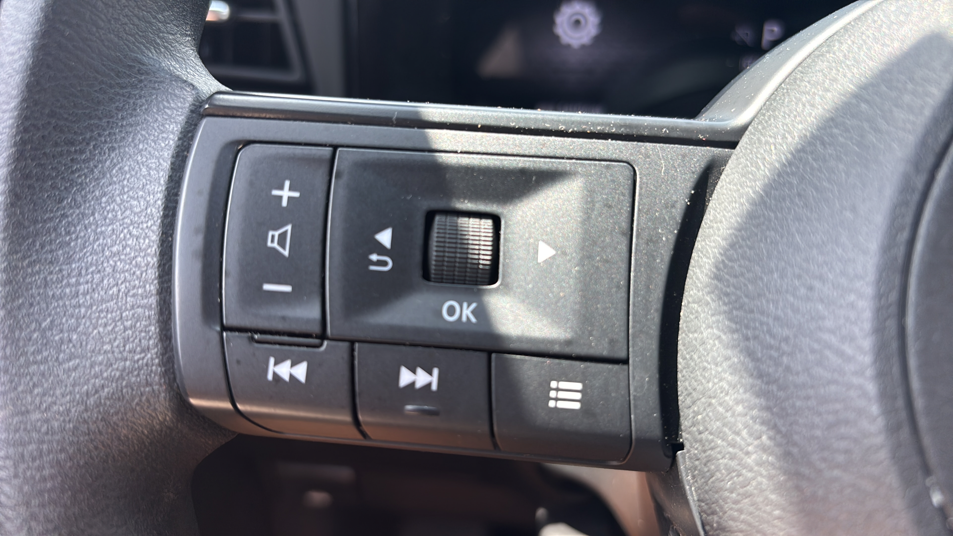 Used 2026 Nissan Kicks S FWD image 25