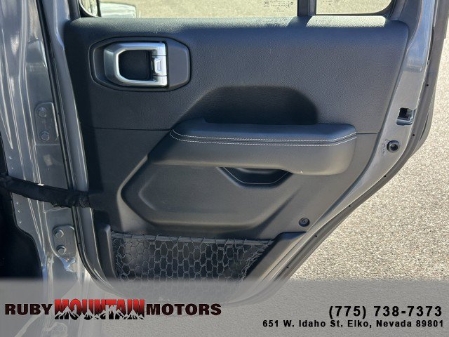 Used 2020 Jeep Wrangler Unlimited Sahara image 21