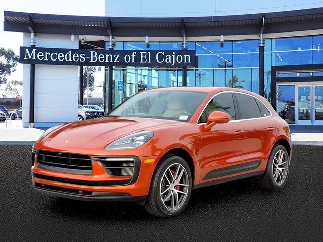 Used 2022 Porsche Macan S AWD/4WD image 1
