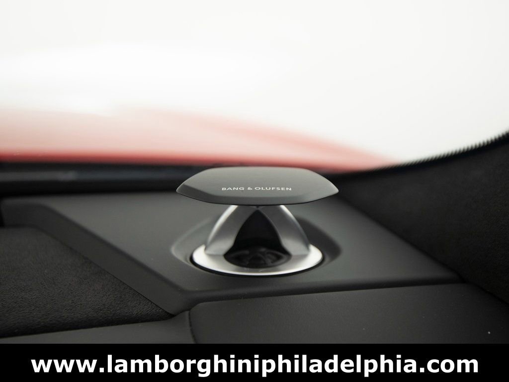 Used 2024 Lamborghini Urus S image 33