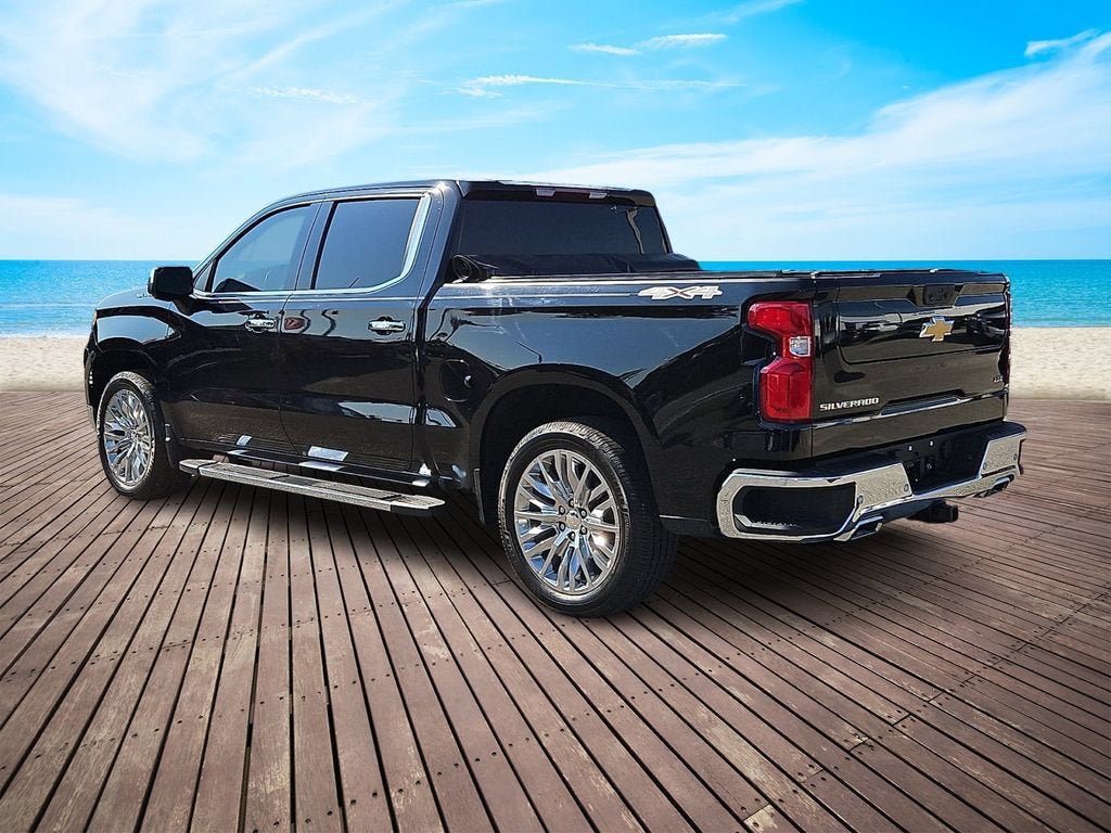 Used 2023 Chevrolet Silverado 1500 LTZ AWD/4WD image 6