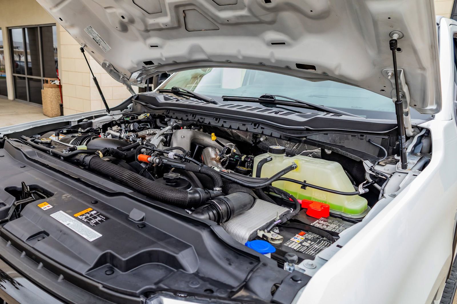 Used 2024 Ford F350 Lariat w/ Lariat Ultimate Package image 39