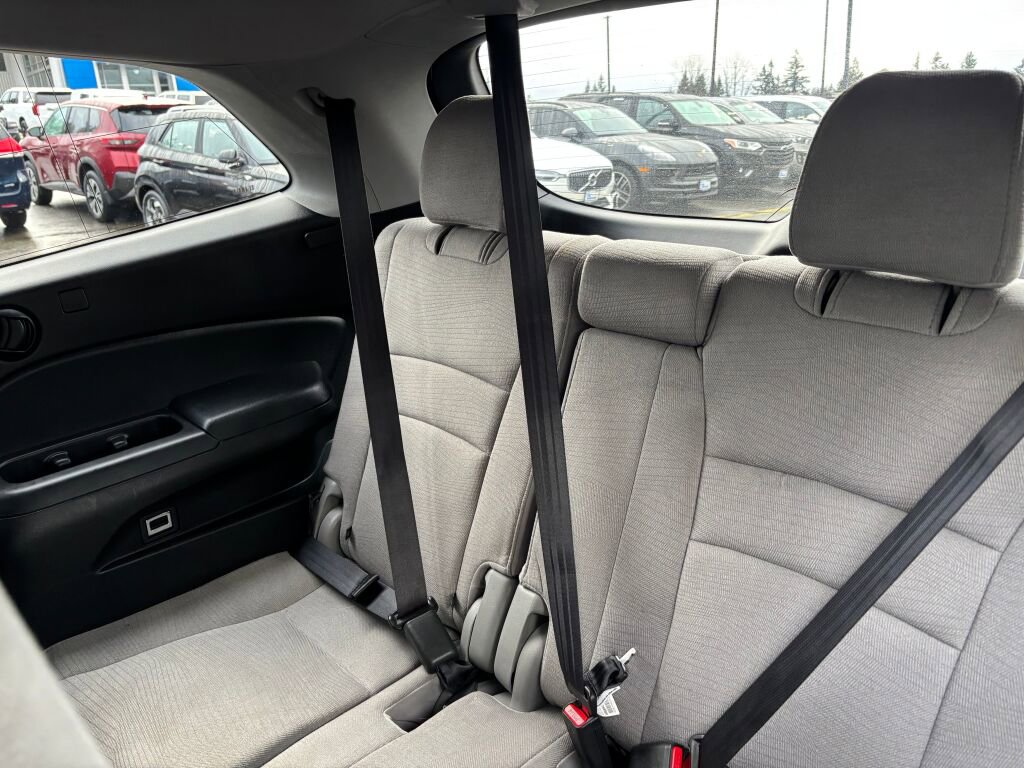 Used 2016 Honda Pilot LX image 14