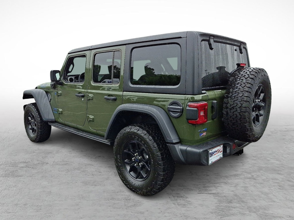 Used 2024 Jeep Wrangler Unlimited image 3