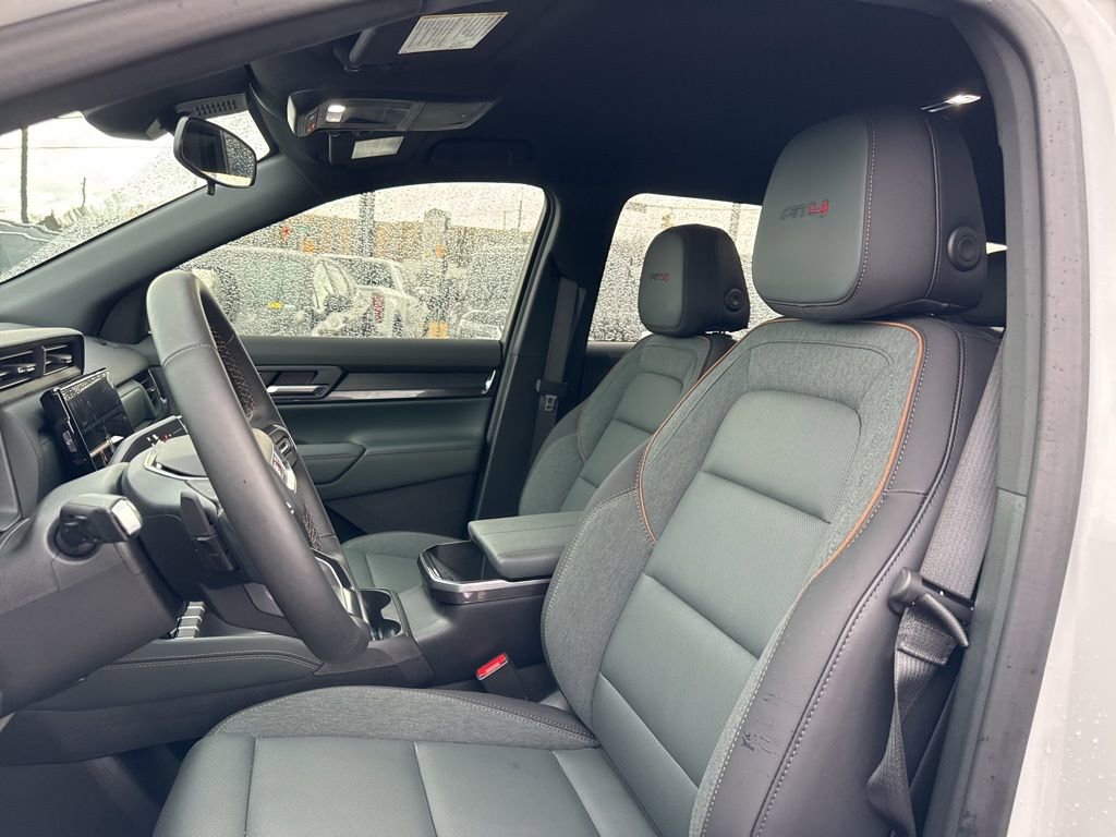 New 2026 GMC Terrain AT4 image 17