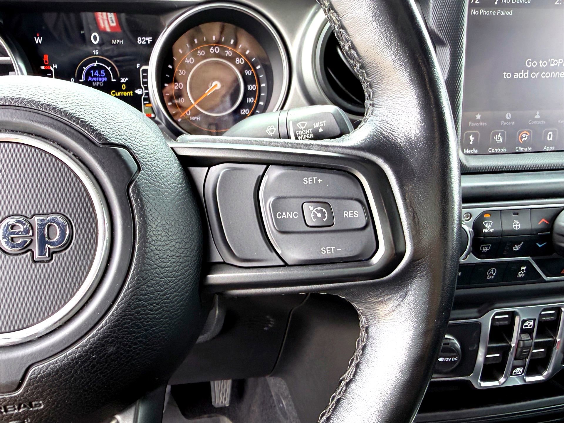 Used 2021 Jeep Gladiator Willys AWD/4WD image 15