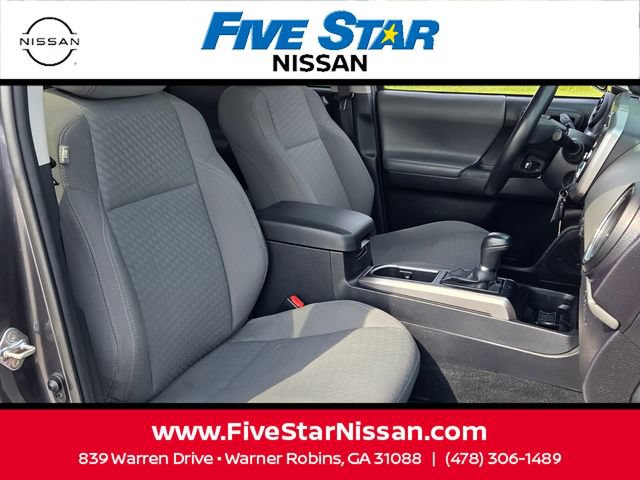 Used 2020 Toyota Tacoma SR5 RWD image 16