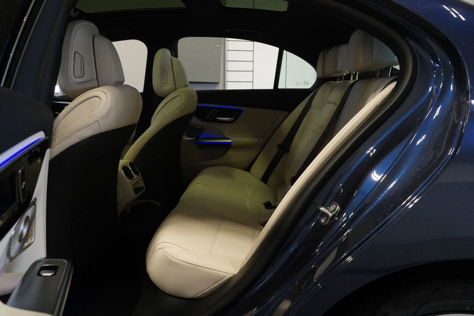 New 2026 Mercedes-Benz C 300 4MATIC Sedan image 16