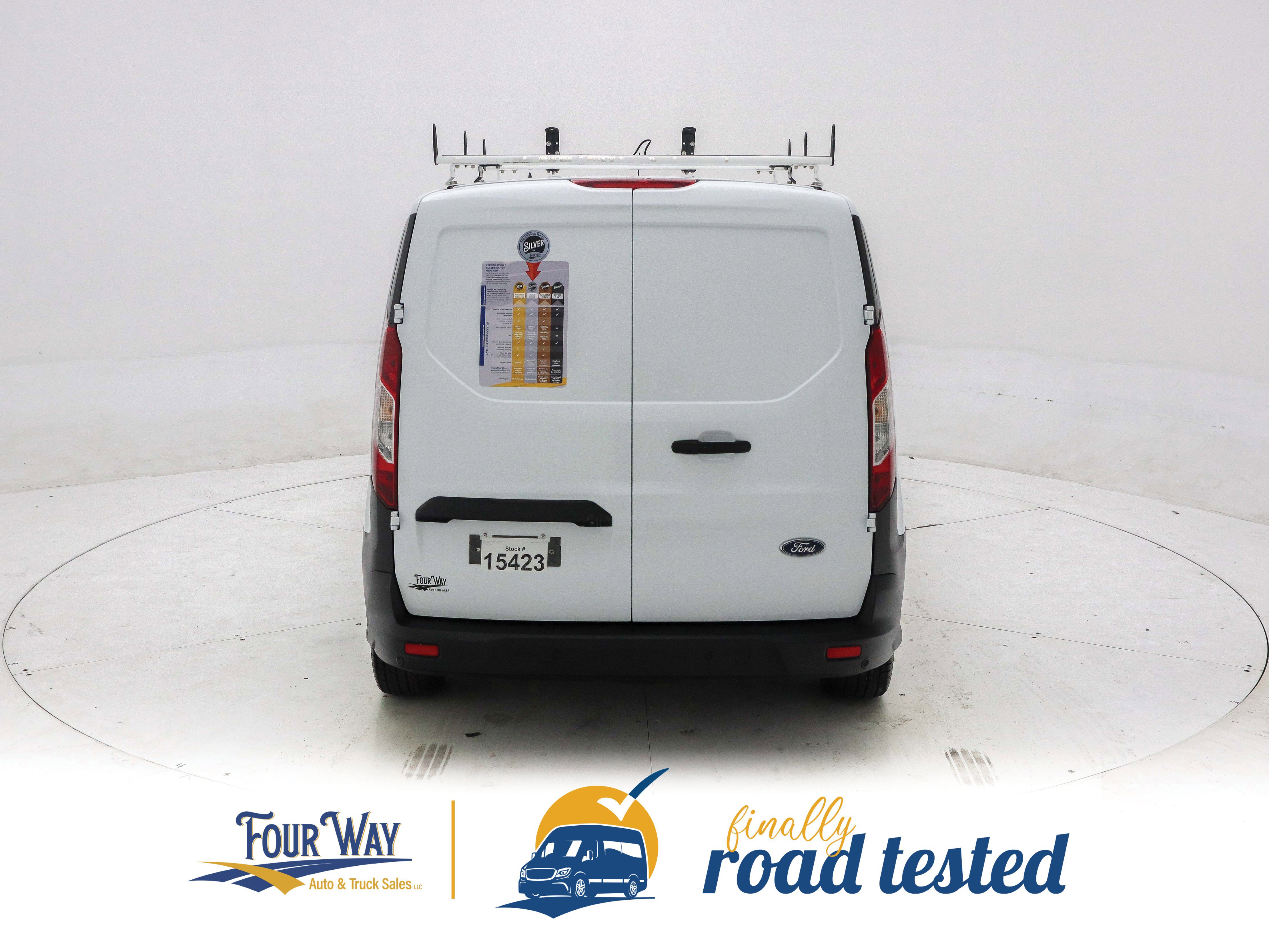 Used 2023 Ford Transit Connect XL image 5