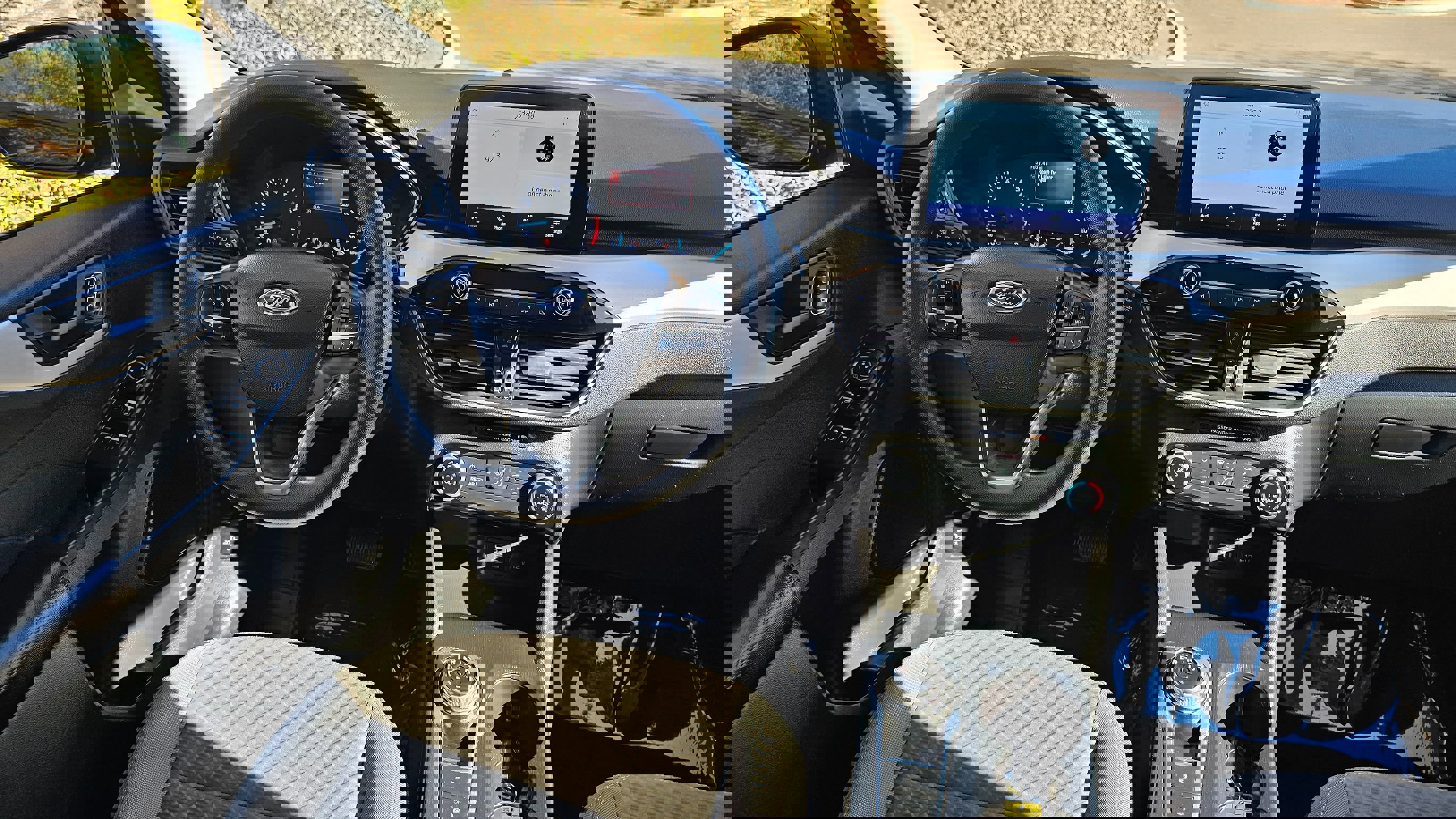 Used 2022 Ford Escape SE image 20