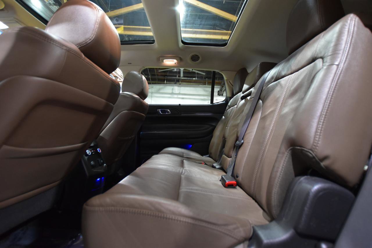 Used 2018 Lincoln MKT AWD w/ Technology Package image 41