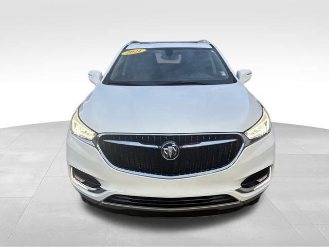 Used 2021 Buick Enclave Essence w/ Sound and Sites Package image 2